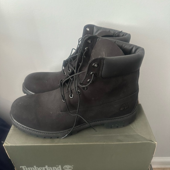 Black timberland boots - Picture 2 of 4